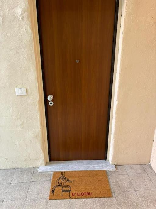 Appartement Le Rose Di Lu' à Catane Extérieur photo