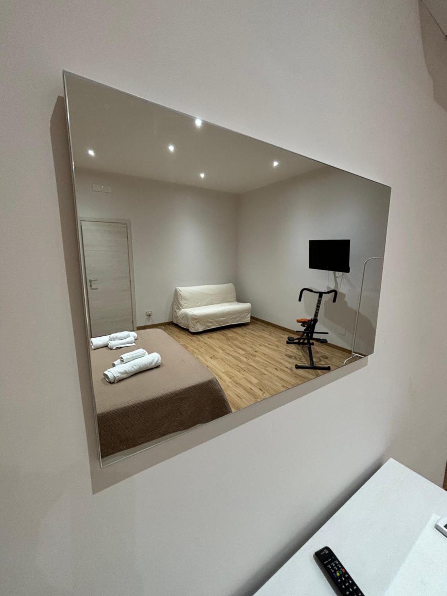 Appartement Le Rose Di Lu' à Catane Extérieur photo